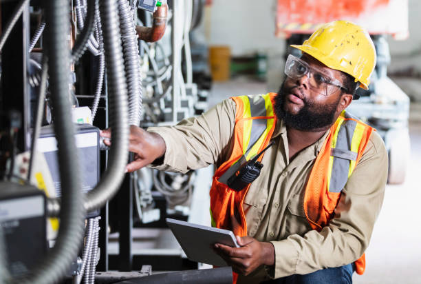 Best Circuit Breaker Repair  in Millwood, WA